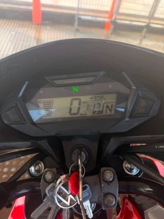 Honda CB125F Roja - Moto Naked (Está en Lanzarote)