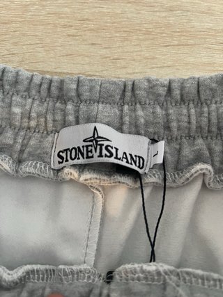 Conjunto Stone Island Camiseta y Pantalón Corto