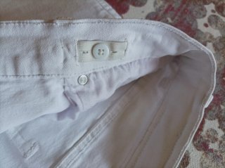 Vaqueros cortos blancos niño