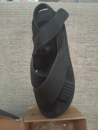 Sandalias  negras plataforma cruzadas