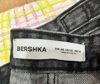 Pantalón ancho Bershka gris/negro