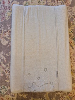 Colchón cambiador bebé + Funda. Marca Petit Praia
