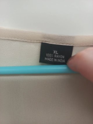 Túnica blanco roto bordada talla xl