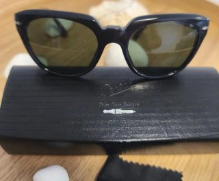 Óculos de Sol - Persol - Unisex - Preto – Original