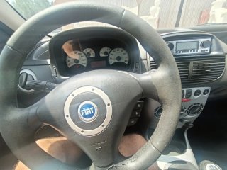 Fiat punto Sporting 1.4   95cv Sporting  2005