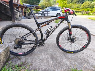 Bicicleta de montaña Scott Spark 910. Carbono.T L