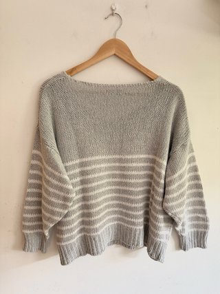 Jersey de punto con rayas grises y blancas