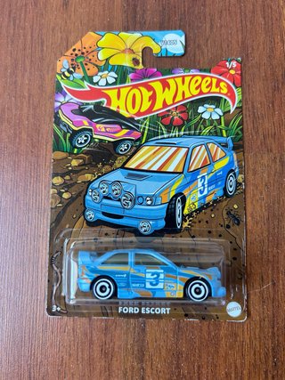 Hot Wheels Ford Escort V1405