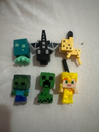 Figuras Minecraft (Huevos Kinder)