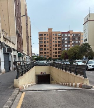 Alquilo.plaza garaje