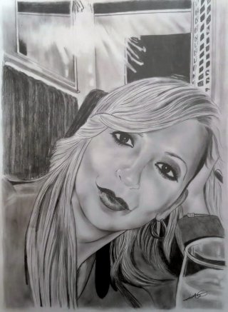 Dibujo retrato a lápiz