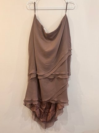 Nuevo Vestido de fiesta beige/marrón