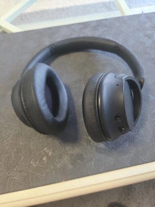 Auriculares Sony Negros WH-VH720N
