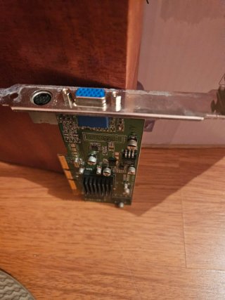 Tarjeta Gráfica ATI Radeon AGP Retro