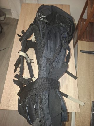 Mochila Montaña y Trekking 50+6L