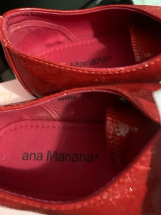 Zapatos rojos de mujer