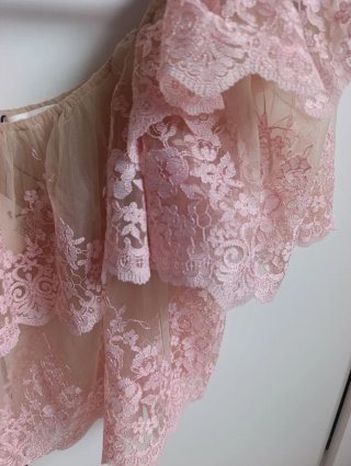 Top Zara volantes encaje rosa Talla S