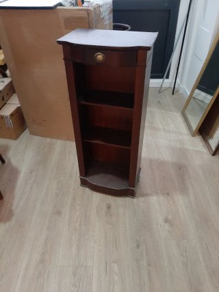 Mueble de entrada de madera