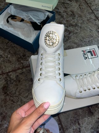 Botines Guess Plataforma Dorados Blancos