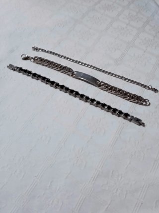 Set di tre bracciali da uomo
