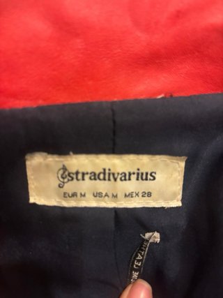 Chaqueta de piel 100% roja Stradivarius