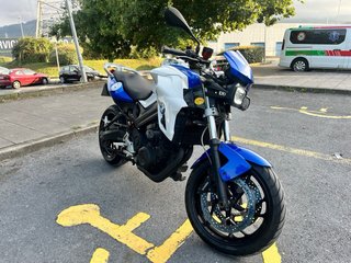 BMW F800R Limitada A2