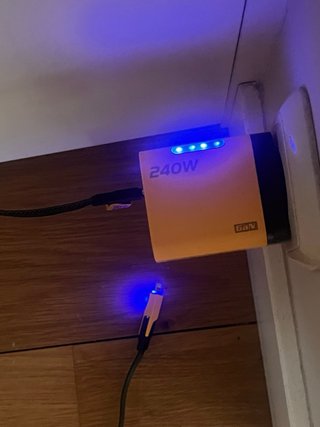 Cargador 240W GaN + Cable 4 Puntas