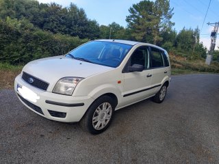 Ford Fusion 2004