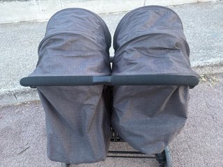 Silla Paseo Gemelar Dual BebéDue