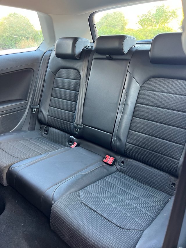 Volkswagen Golf VII 2.0 TDI HISTORIAL COMPLETO