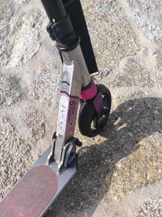 Patinete de dos ruedas