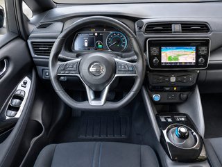 NISSAN LEAF N-CONNECTA 150cv GARANTÍA OFICIAL!!!