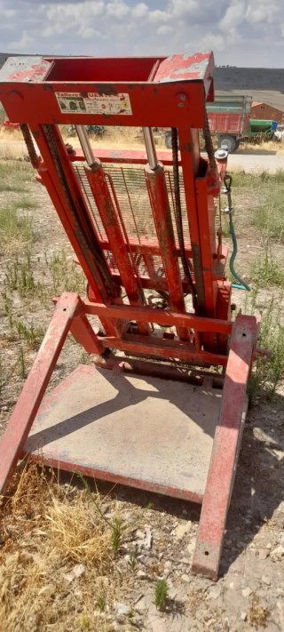 Máquina sacar patatas Underhaug 1700