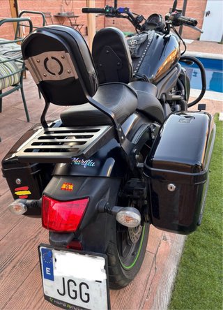 Kawasaki Vulcan S Negra