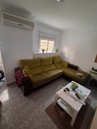 Alquilo habitación para chica sola