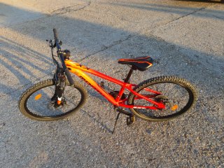 Bicicleta Monty KX7D Talla 12 Roja-21 velocidades