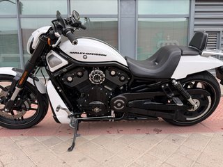Harley-Davidson Blanca y Negra