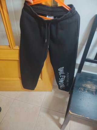 Conjunto C&A Sudadera y Pantalón Talla 10