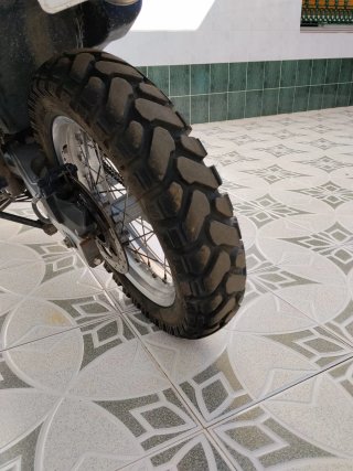 BMW F 650 GS Amarilla