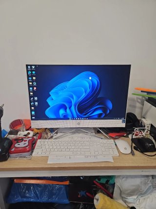 HP All-in-One 24 i3