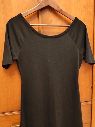 Vestido negro corto