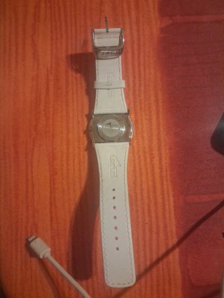 Reloj Lotus Mujer Blanco y Plateado