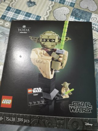 LEGO Star Wars Yoda 75438