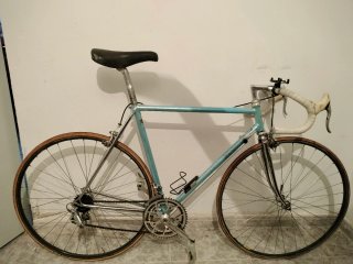 Bicicleta Clásica de Carretera