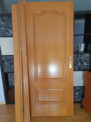 Puerta interior madera maciza roble