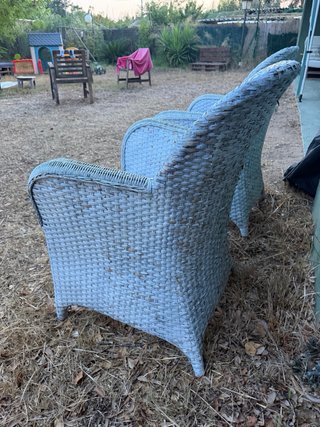 Sillas de mimbre blancas para terraza