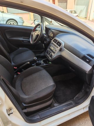 FIAT Punto 2012 etiqueta c
