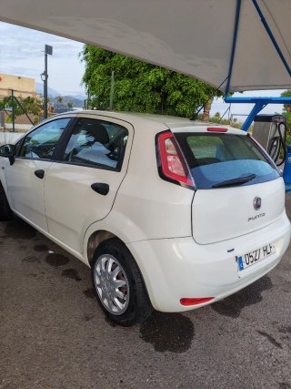 FIAT Punto 2012 etiqueta c
