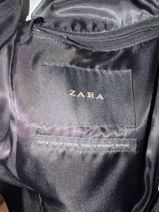 Abrigo Zara Negro para hombre.