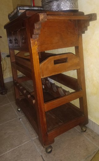 Mueble bar madera maziza